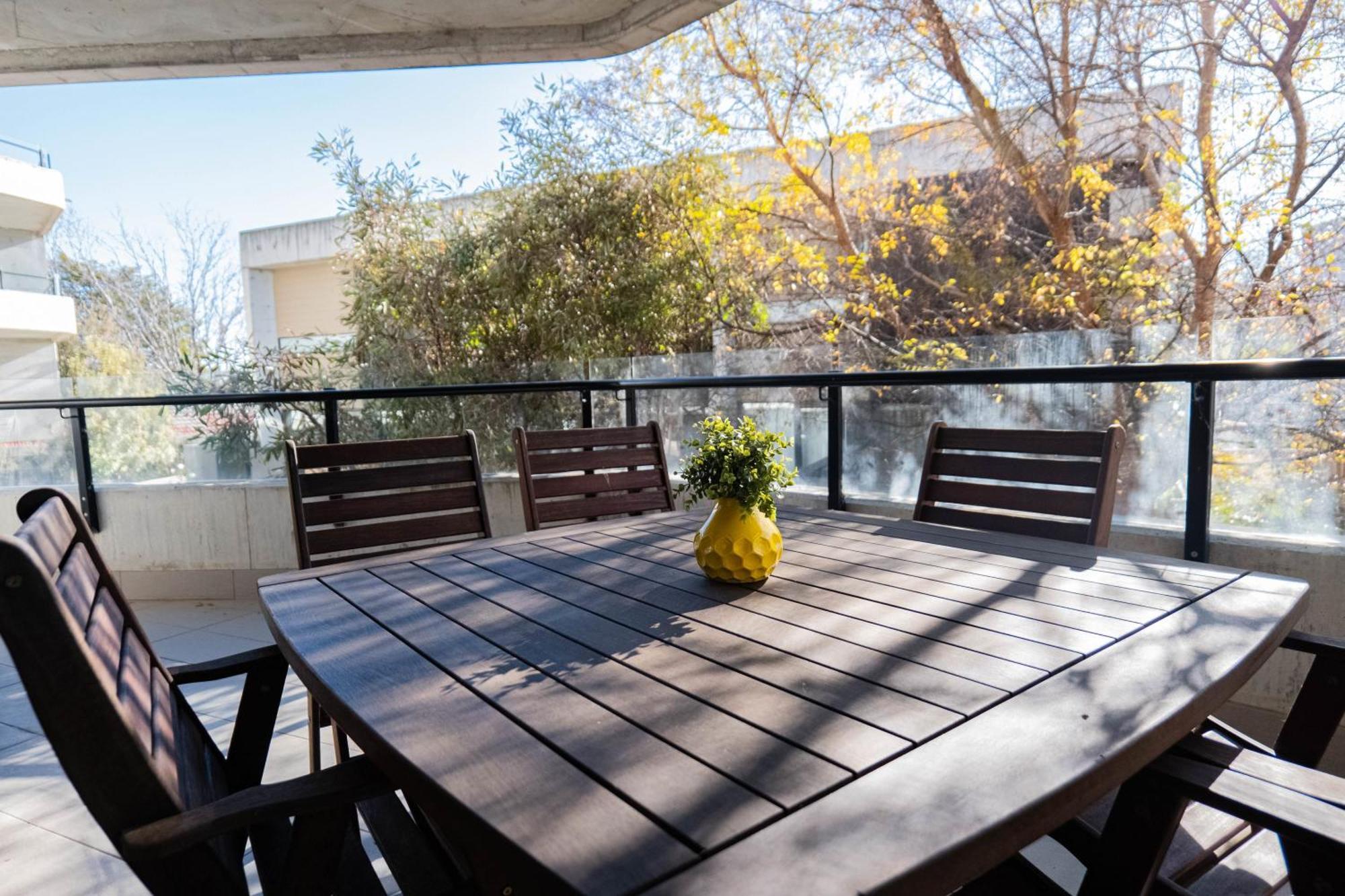 Large Executive 3 Bedroom Yarralumla Extérieur photo